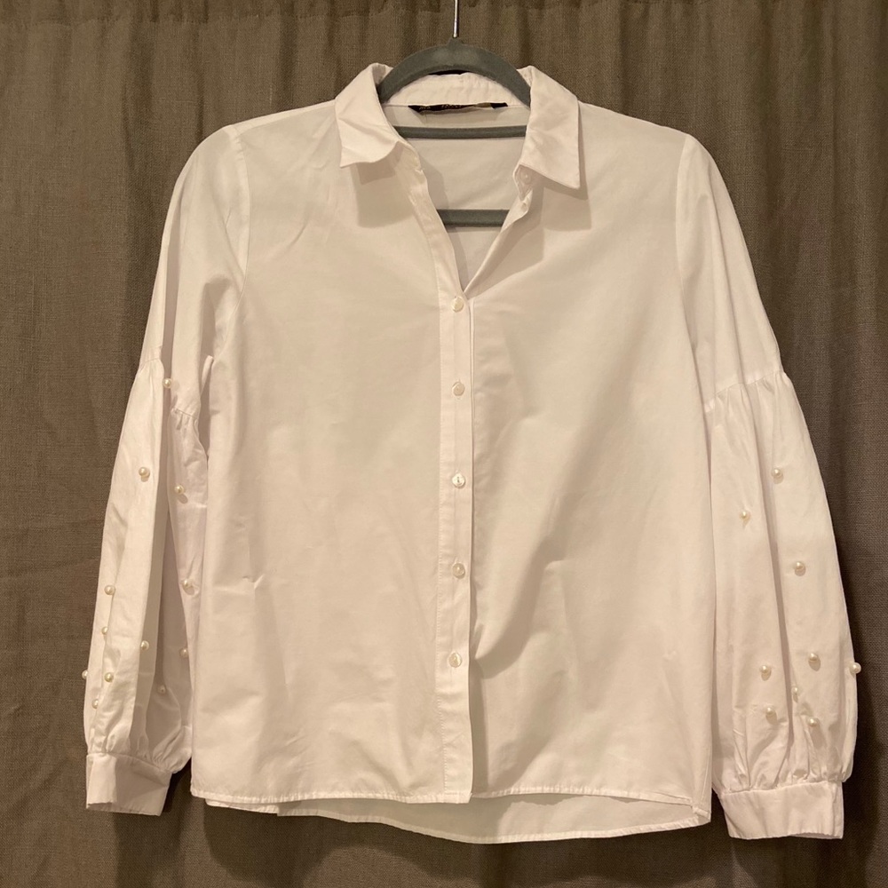 Zara Pearl Sleeve Blouse